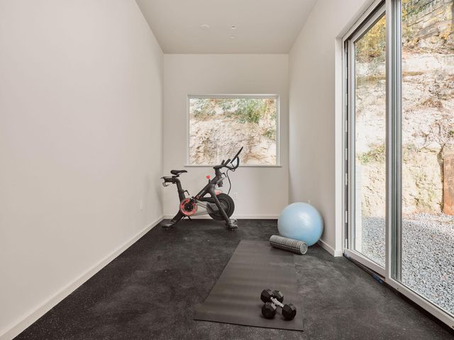 1901 Toro Canyon RD, Austin, TX 78746