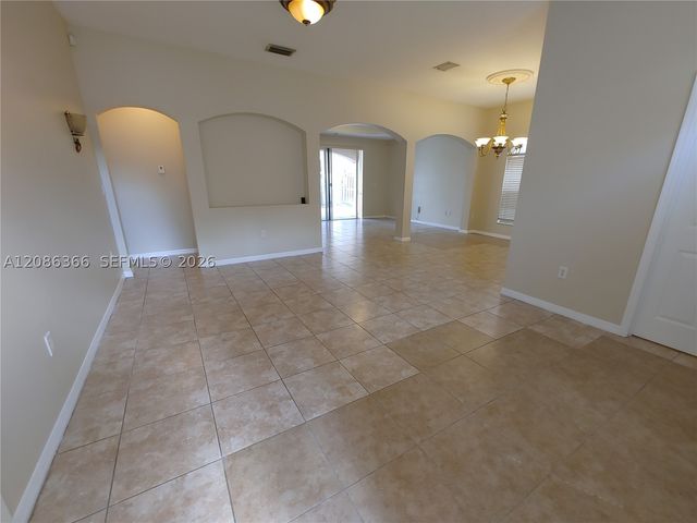15243 SW 28 TE, Miami, FL 33185