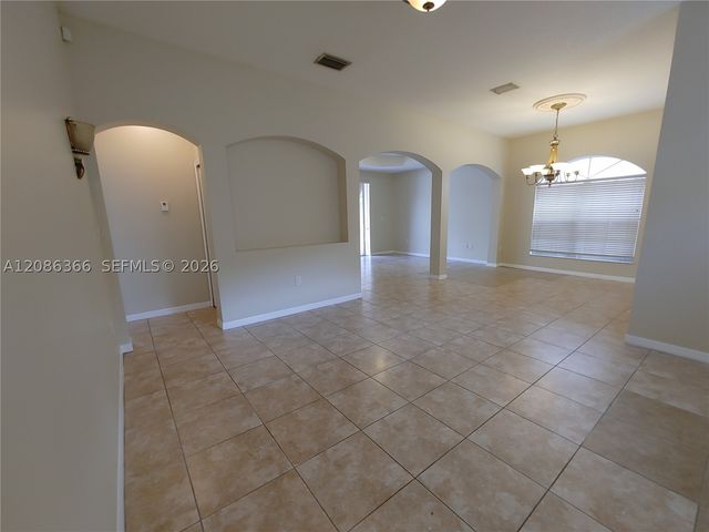 15243 SW 28 TE, Miami, FL 33185