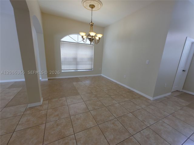15243 SW 28 TE, Miami, FL 33185