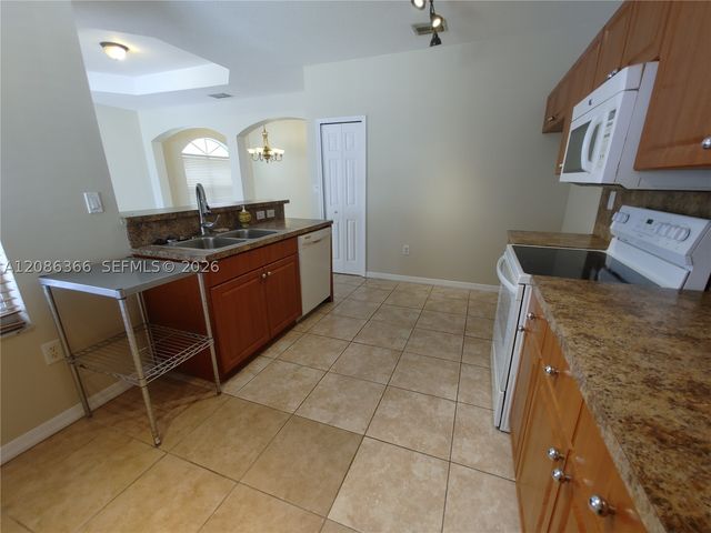 15243 SW 28 TE, Miami, FL 33185