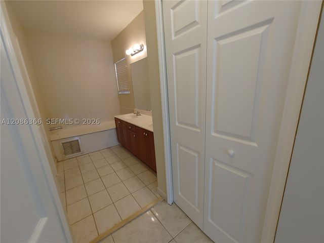 15243 SW 28 TE, Miami, FL 33185