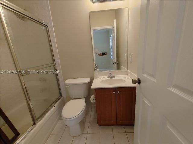 15243 SW 28 TE, Miami, FL 33185