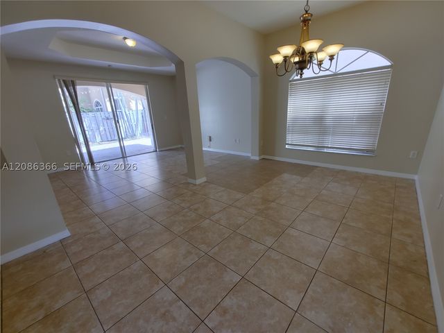 15243 SW 28 TE, Miami, FL 33185