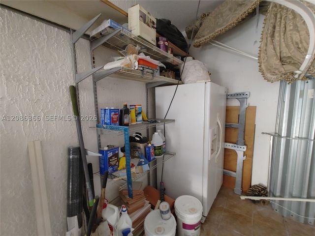 15243 SW 28 TE, Miami, FL 33185