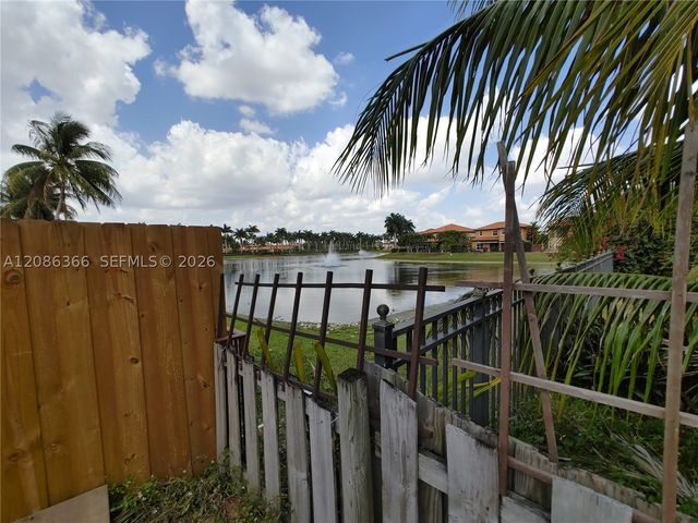 15243 SW 28 TE, Miami, FL 33185
