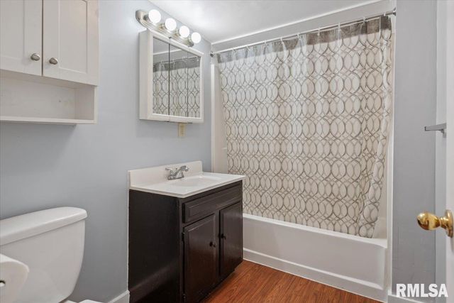 510 S MAUVAISTERRE Street, Jacksonville, IL 62650