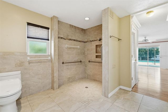 13442 105TH AVENUE, Largo, FL 33774