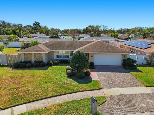 13442 105TH AVENUE, Largo, FL 33774