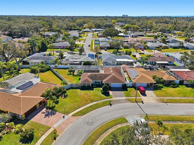 13442 105TH AVENUE, Largo, FL 33774