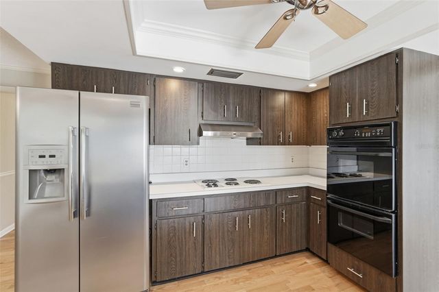 13442 105TH AVENUE, Largo, FL 33774