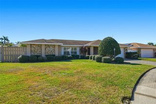 13442 105TH AVENUE, Largo, FL 33774