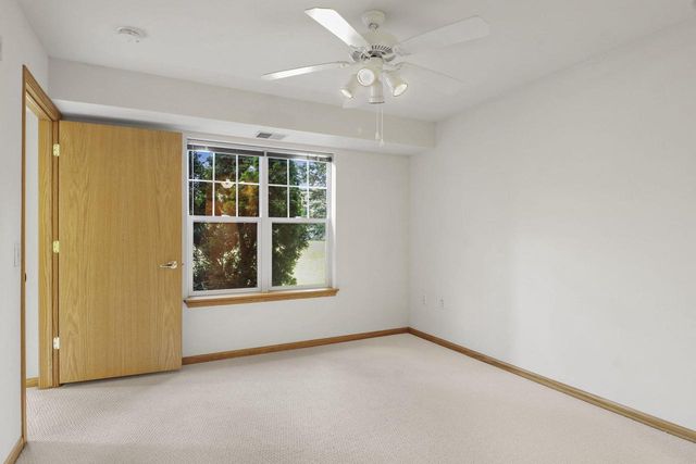 6815 Parkside Circle, Windsor, WI 53532