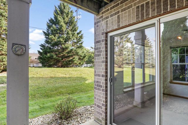 6815 Parkside Circle, Windsor, WI 53532