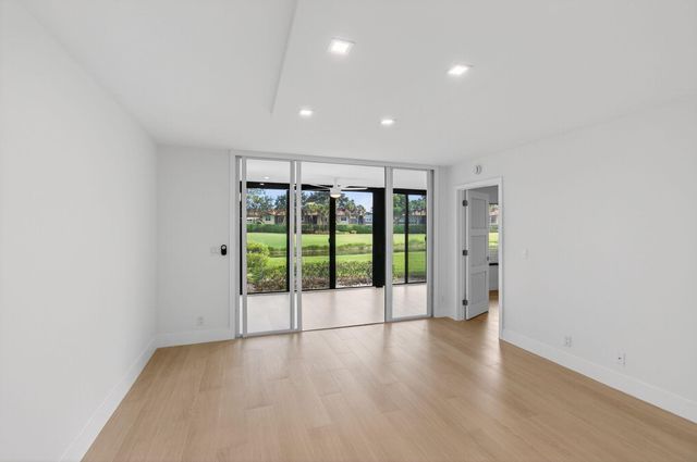 15310 Strathearn Drive 11502, Delray Beach, FL 33446