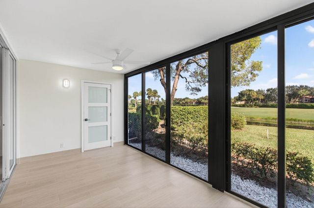 15310 Strathearn Drive 11502, Delray Beach, FL 33446