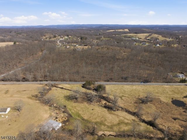 136 Wantage Ave, Frankford Twp., NJ 07826