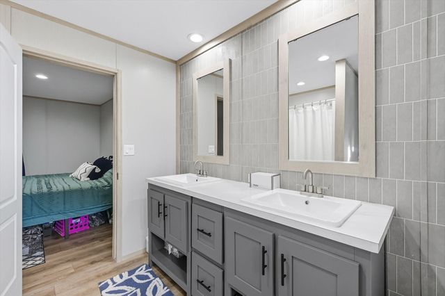 615 CR 167, Whitesboro, TX 76273