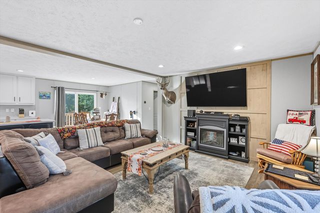 615 CR 167, Whitesboro, TX 76273