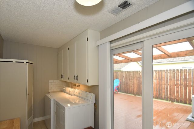 701 E Grover Street, Lynden, WA 98264