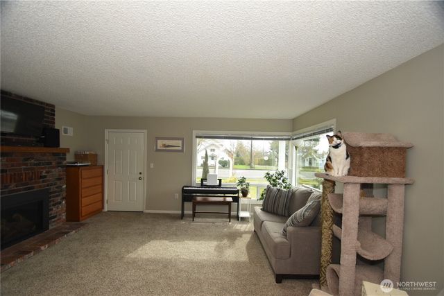 701 E Grover Street, Lynden, WA 98264