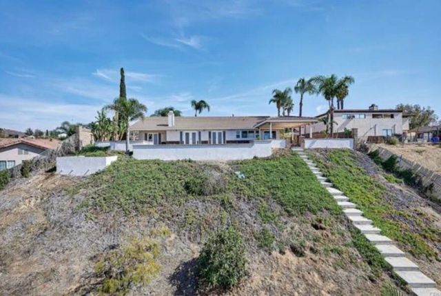 5431 Skyloft Dr., Jurupa Valley, CA 92509