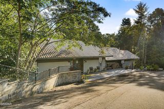 549 Johnson Ln # S1, Gatlinburg, TN 37738