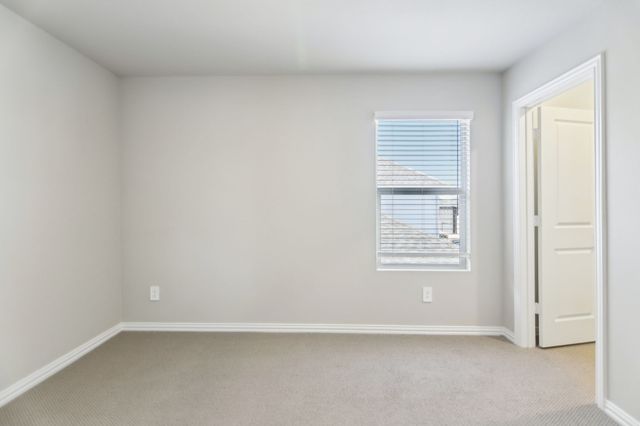 2725 Kobuk Drive, Corinth, TX 76209