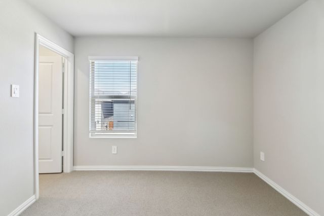 2725 Kobuk Drive, Corinth, TX 76209
