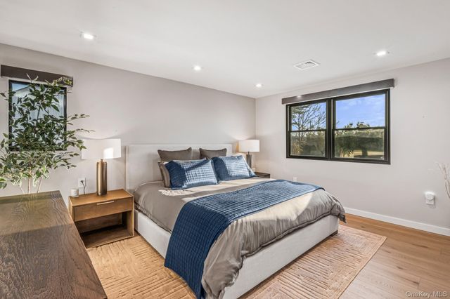 3000 Holiday Park Drive, Merrick, NY 11566