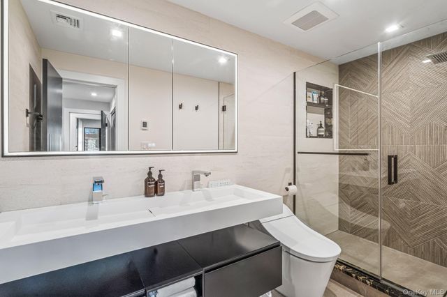 3000 Holiday Park Drive, Merrick, NY 11566