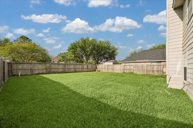 2206 Camdon Drive, Deer Park, TX 77536