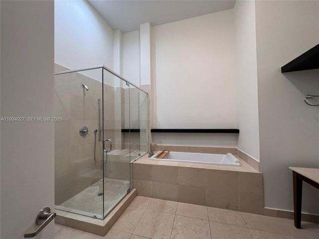 495 Brickell Ave 1501, Miami, FL 33131