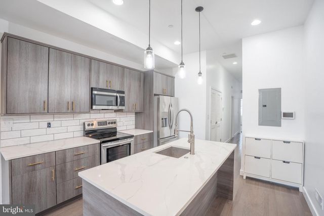 2110 N 7TH ST, Philadelphia, PA 19122