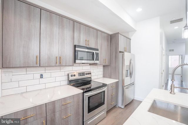 2110 N 7TH ST, Philadelphia, PA 19122