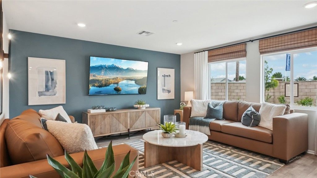 Image 3 of property listing at 482 Baneberry Place, San Jacinto, CA 92582