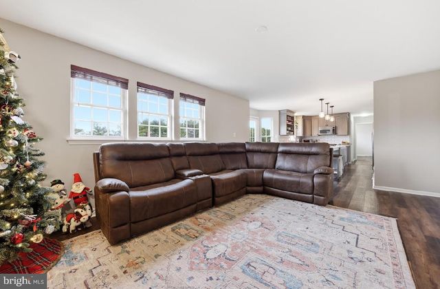 119 BASIN RD, Hammonton, NJ 08037