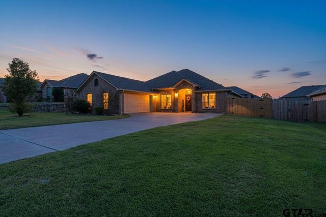 958 Redbud Lane, Bullard, TX 75757