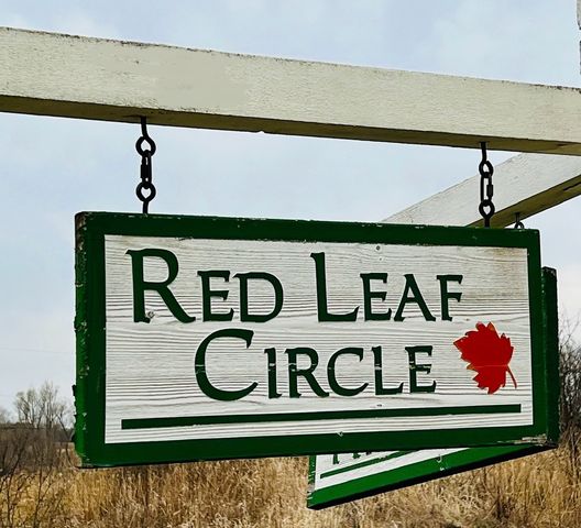 10555 Red Leaf Circle, Lakewood, IL 60014