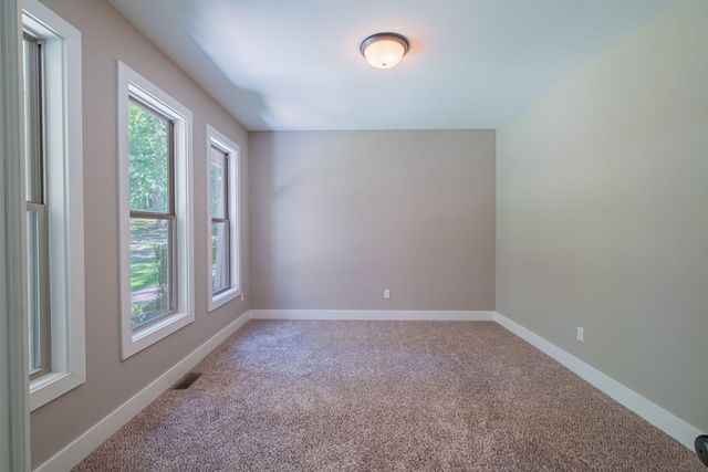 1022 Alameda Dr, Portland, TN 37148