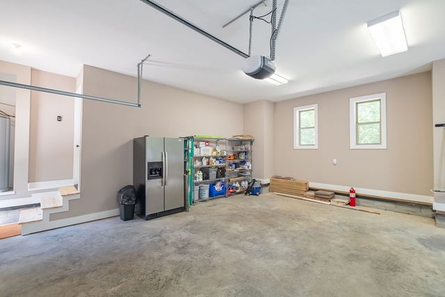1022 Alameda Dr, Portland, TN 37148