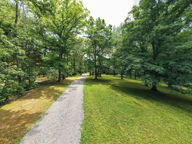 1022 Alameda Dr, Portland, TN 37148