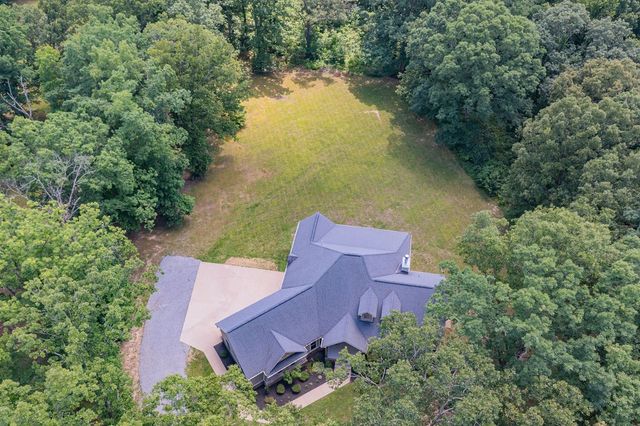 1022 Alameda Dr, Portland, TN 37148