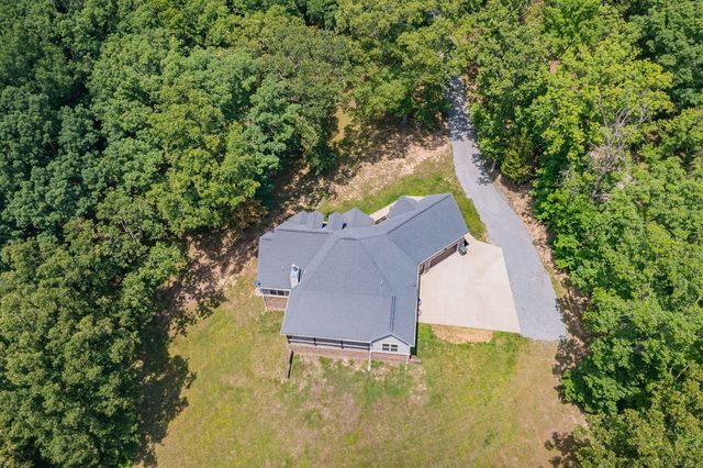 1022 Alameda Dr, Portland, TN 37148