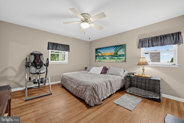 80 BRYANT RD, Turnersville, NJ 08012