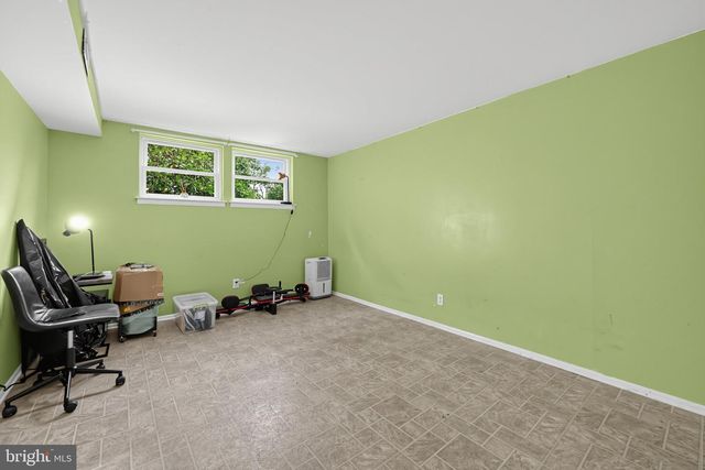 80 BRYANT RD, Turnersville, NJ 08012