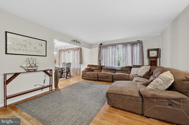 80 BRYANT RD, Turnersville, NJ 08012
