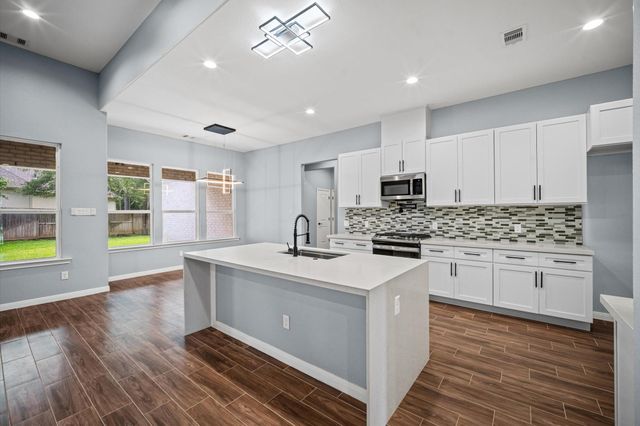 7 Pilot Point, Conroe, TX 77304
