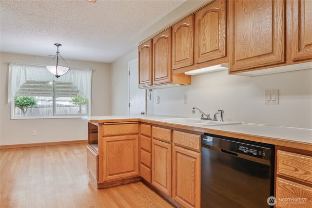 2251 Rose Place, Longview, WA 98632
