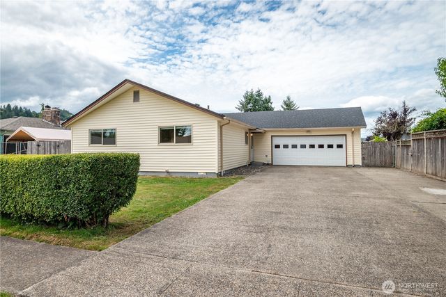 2251 Rose Place, Longview, WA 98632